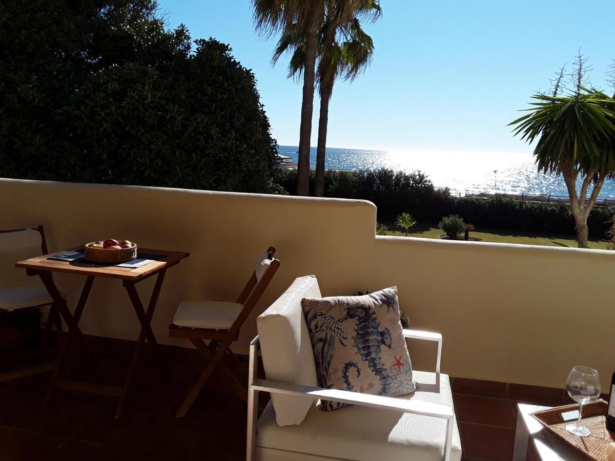Beachfront Neptuno I, Complex,Views,Pool,Garden, Elviria Marbella Eksteriør bilde