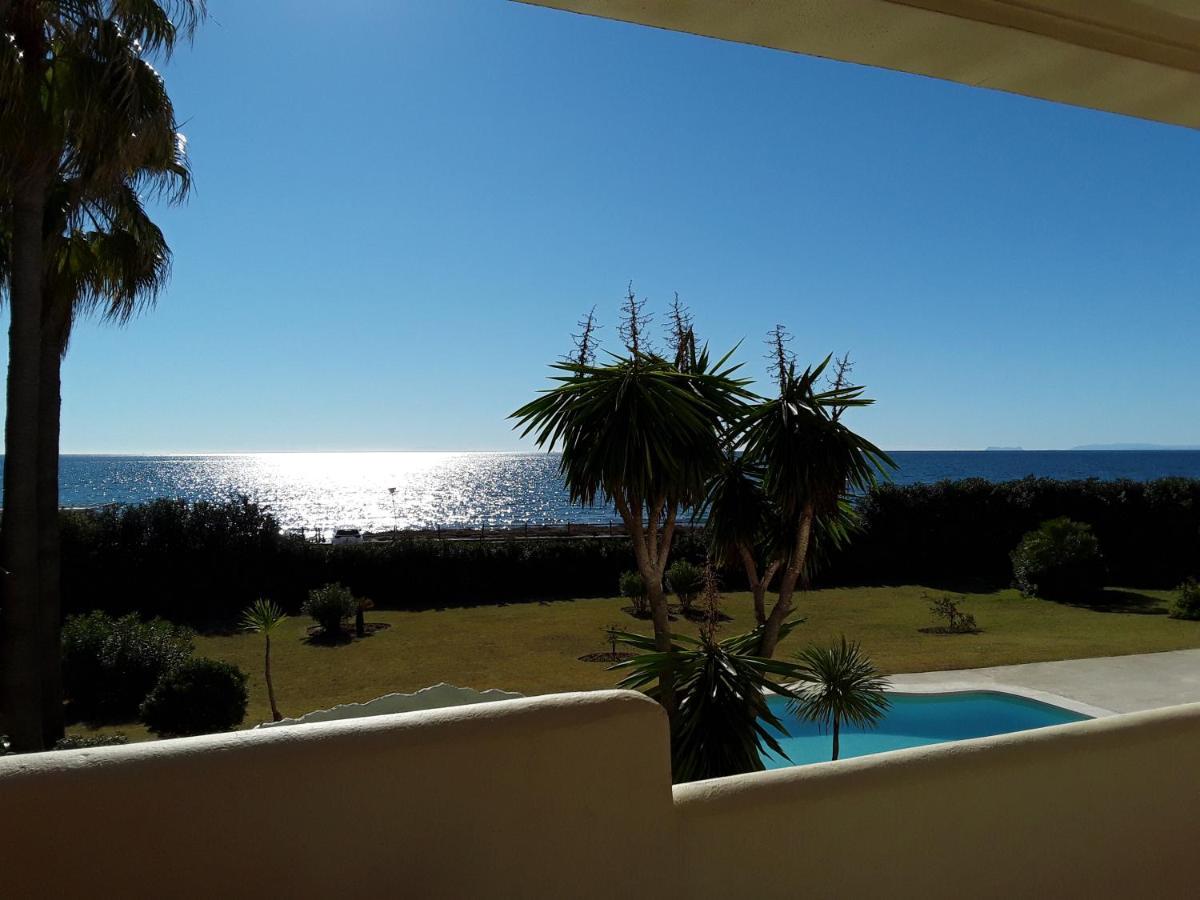Beachfront Neptuno I, Complex,Views,Pool,Garden, Elviria Marbella Eksteriør bilde